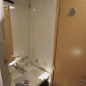 fountaine pajot ipanema 58 ensuite baths in every cabin